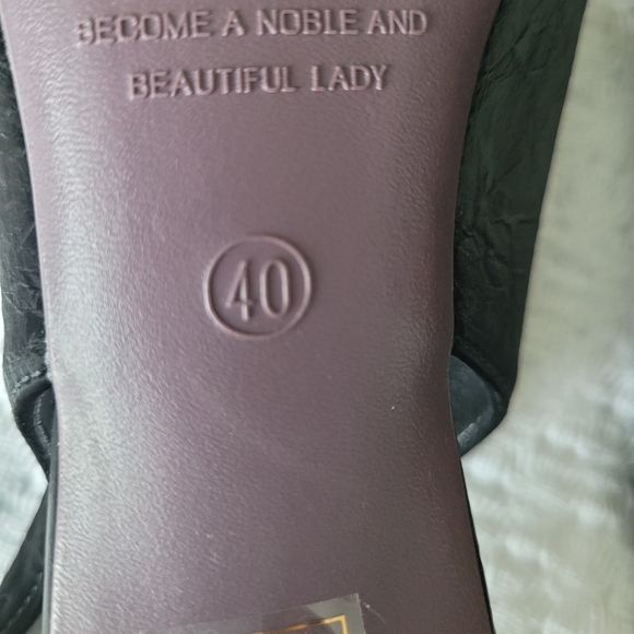 BigTree "NWOT" Slingback Heels - Picture 7 of 14